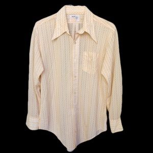Mens Vintage button down shirt.